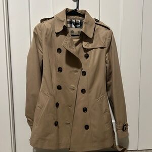 Burberry Sandringham short trench coat.